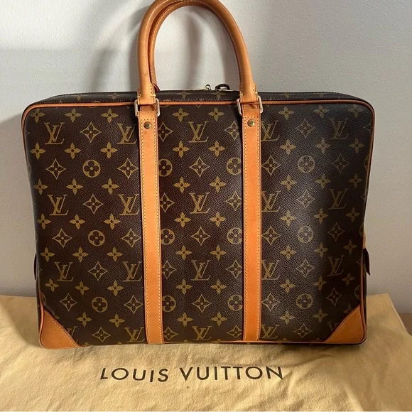 Louis Vuitton Porte document voyage pm